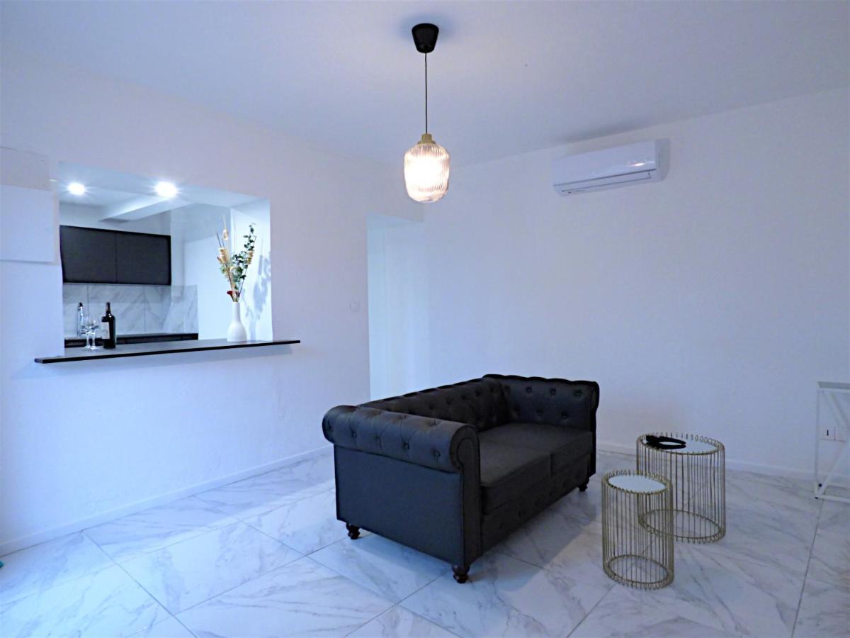 La Suite - Loft Spa Tavernes Exterior photo