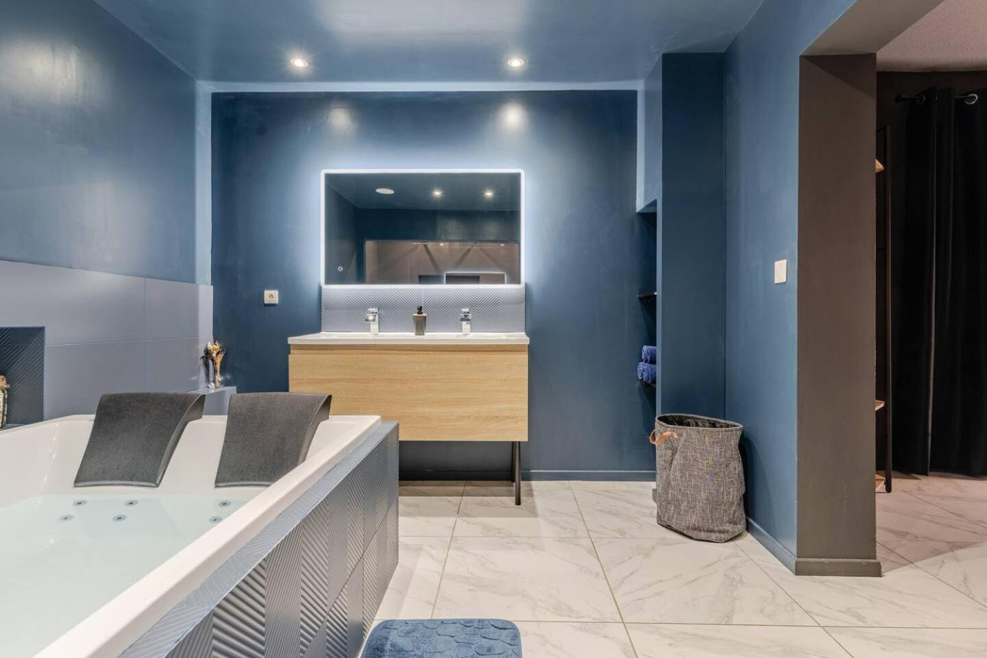 La Suite - Loft Spa Tavernes Exterior photo