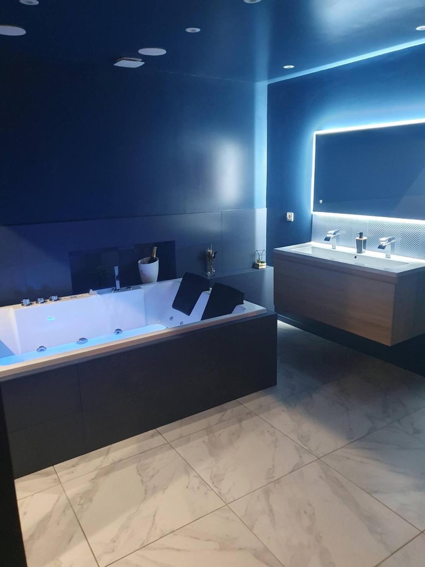 La Suite - Loft Spa Tavernes Exterior photo